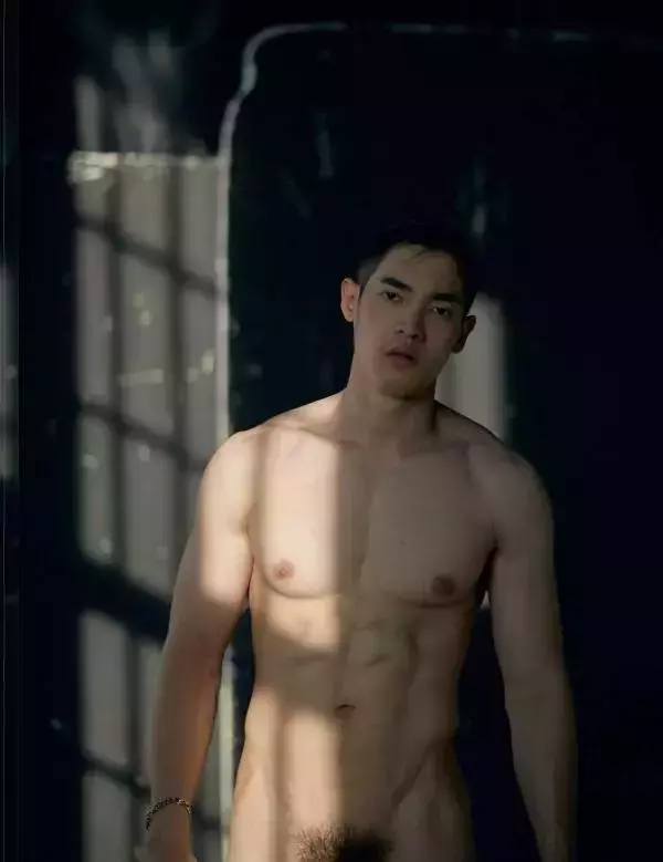 Nogrid Men 7