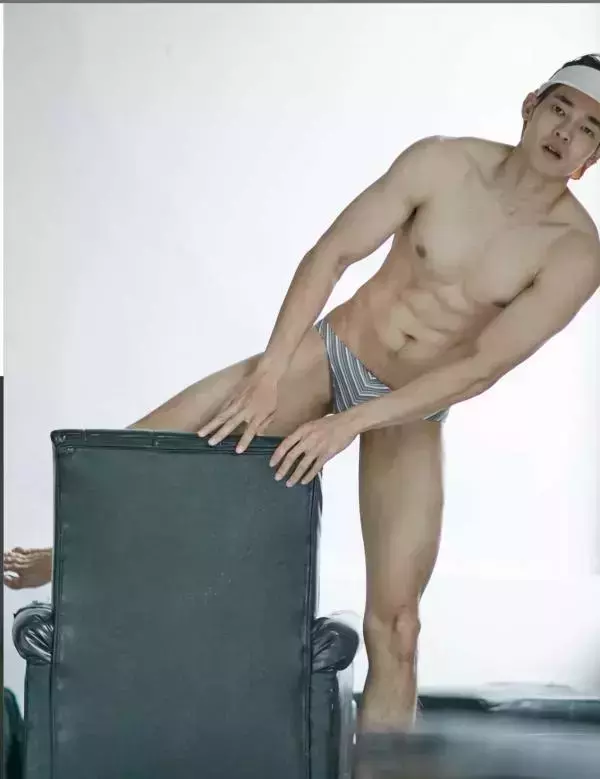 Nogrid Men 7