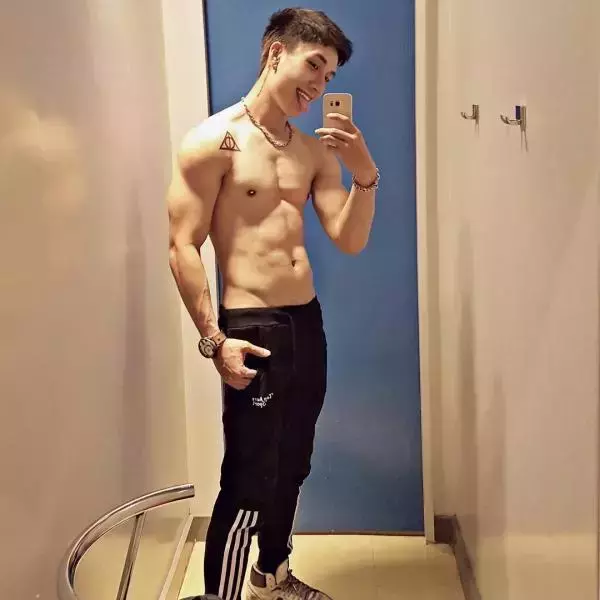 Hunger Homme | Ice Ratawit