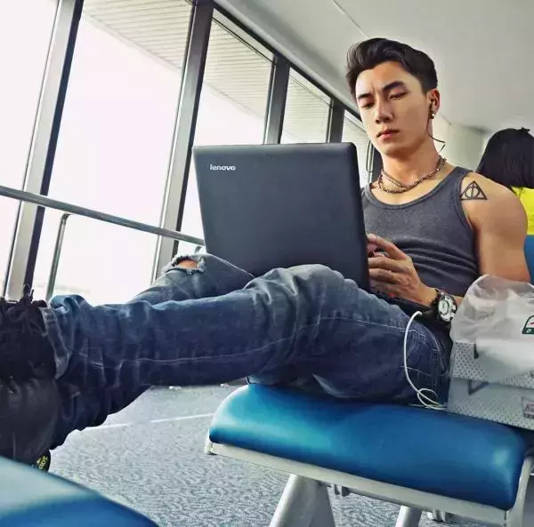 Hunger Homme | Ice Ratawit
