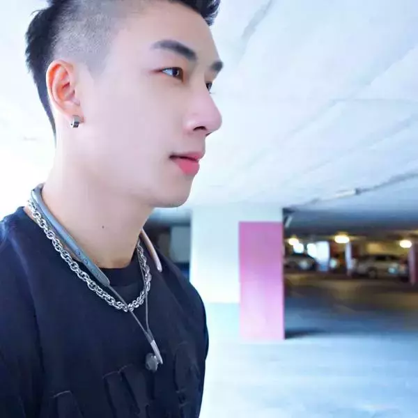 Hunger Homme | Ice Ratawit