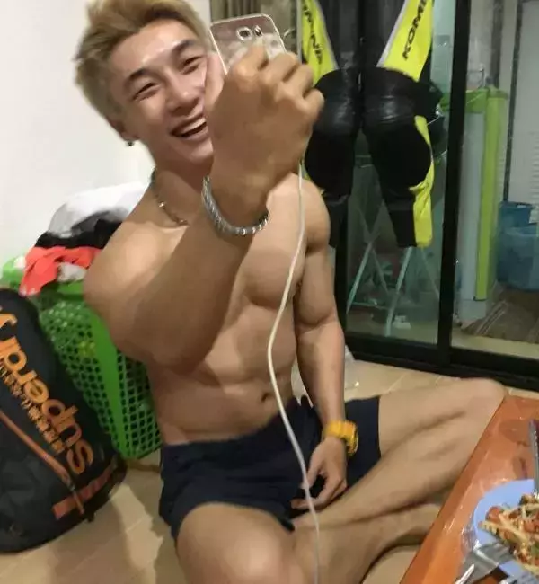 Hunger Homme | Ice Ratawit