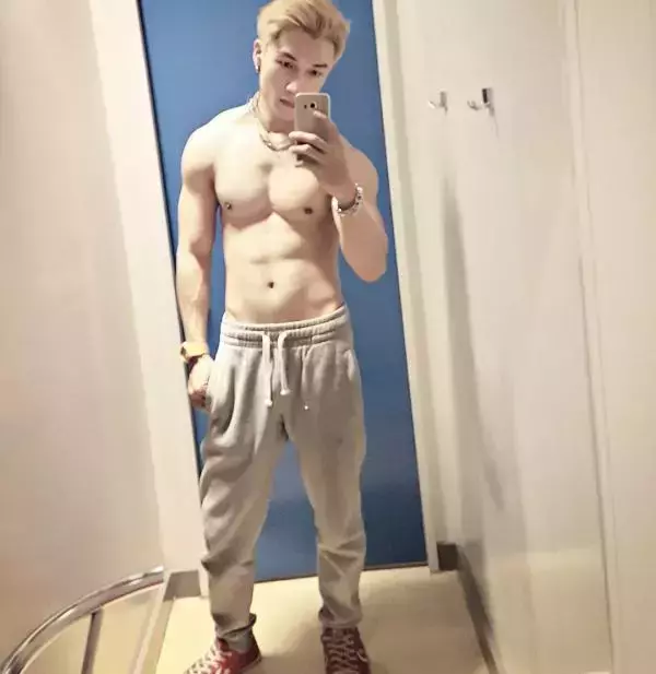 Hunger Homme | Ice Ratawit