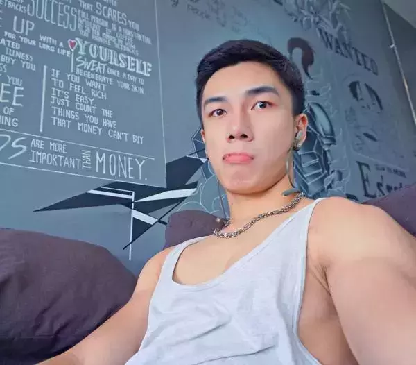 Hunger Homme | Ice Ratawit