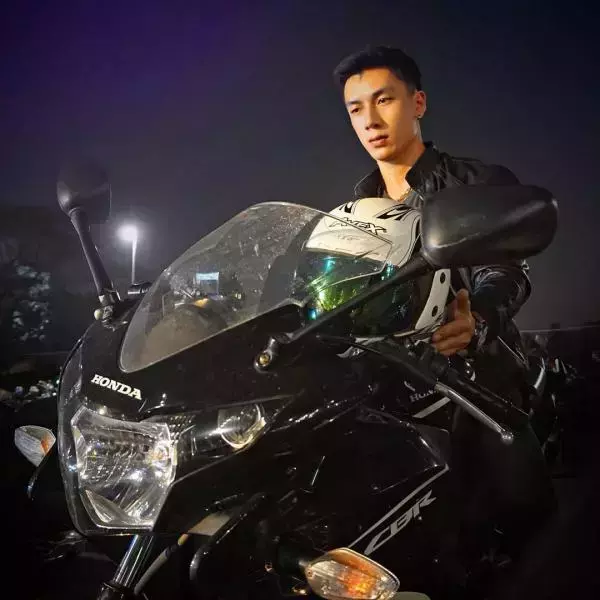 Hunger Homme | Ice Ratawit