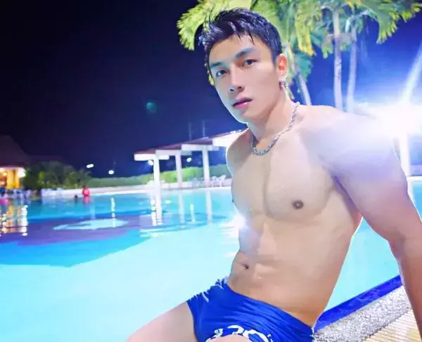 Hunger Homme | Ice Ratawit