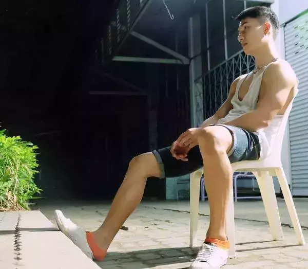 Hunger Homme | Ice Ratawit