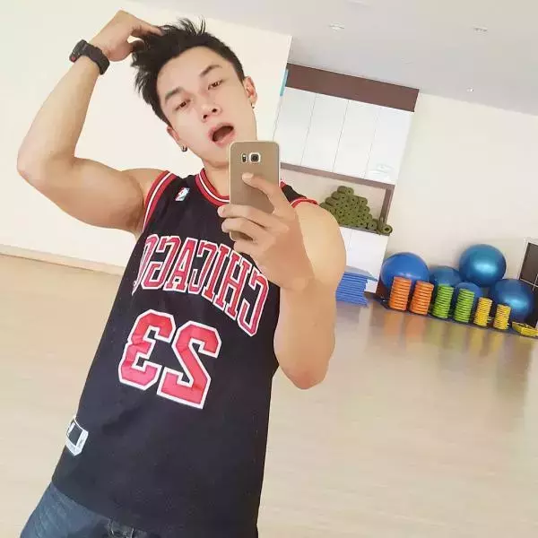 Hunger Homme | Ice Ratawit