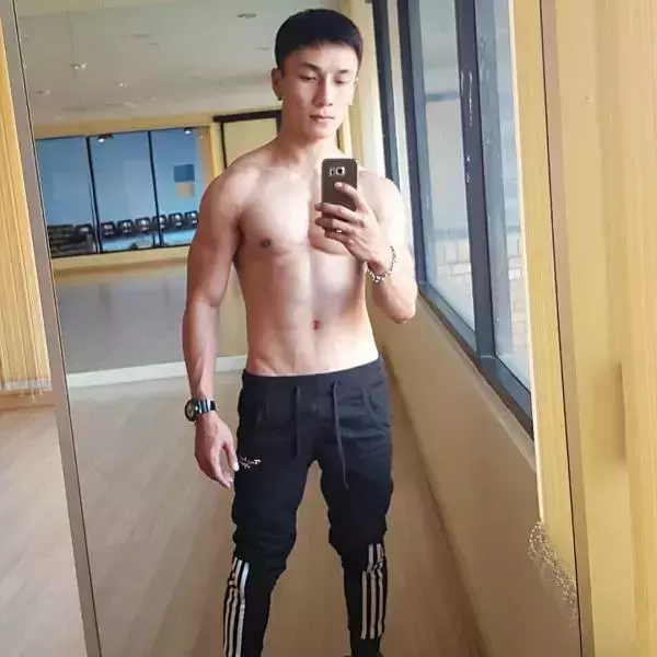 Hunger Homme | Ice Ratawit