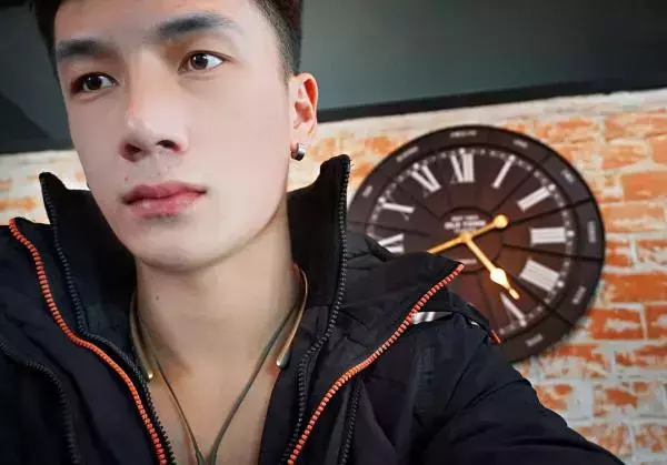 Hunger Homme | Ice Ratawit