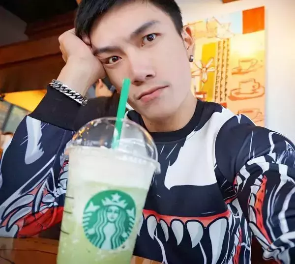 Hunger Homme | Ice Ratawit