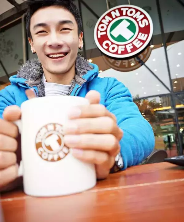 Hunger Homme | Ice Ratawit