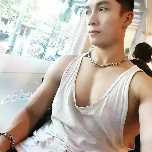 Hunger Homme | Ice Ratawit