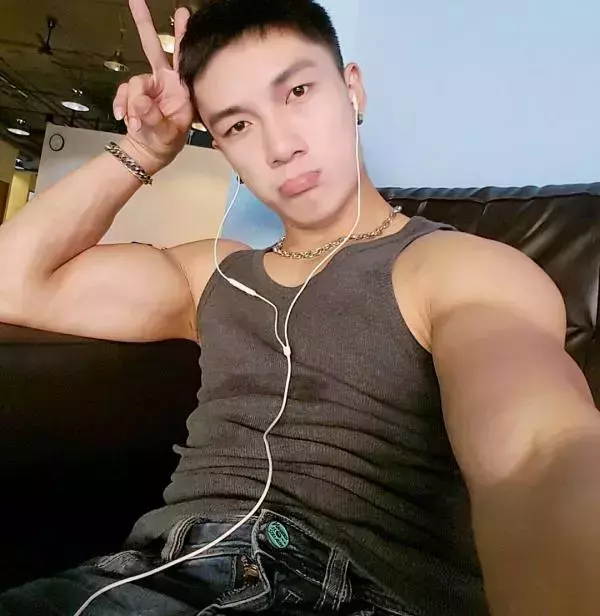 Hunger Homme | Ice Ratawit