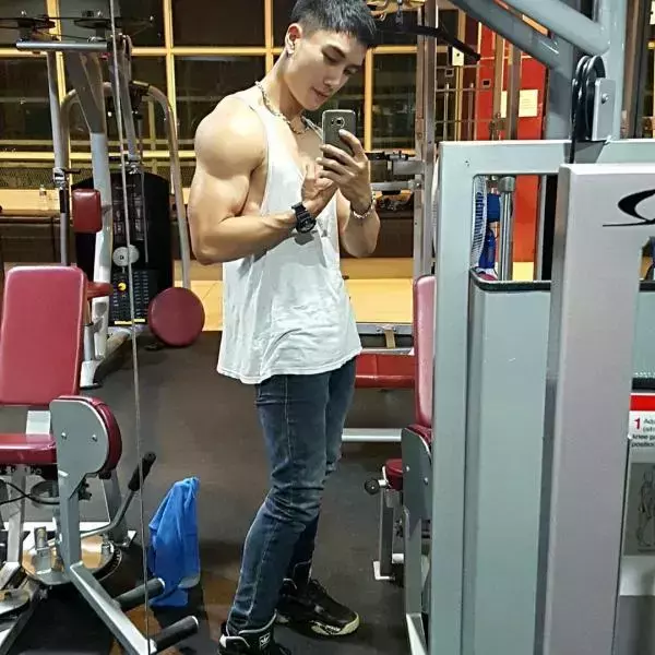 Hunger Homme | Ice Ratawit