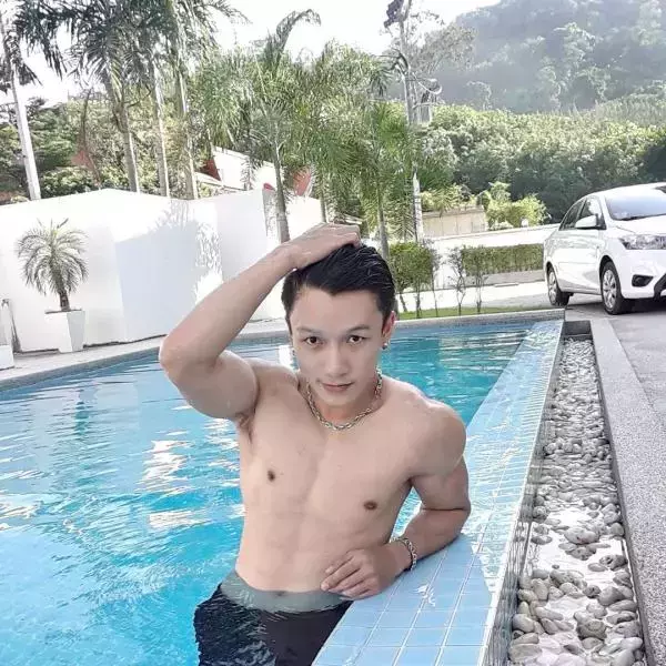 Hunger Homme | Ice Ratawit