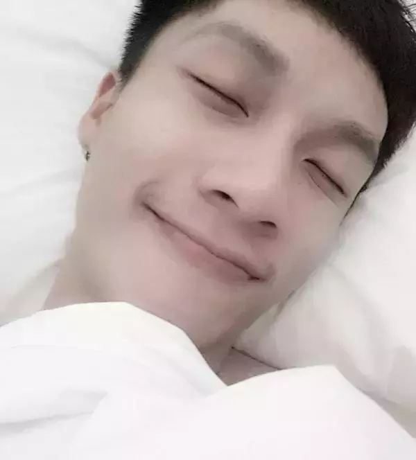 Hunger Homme | Ice Ratawit