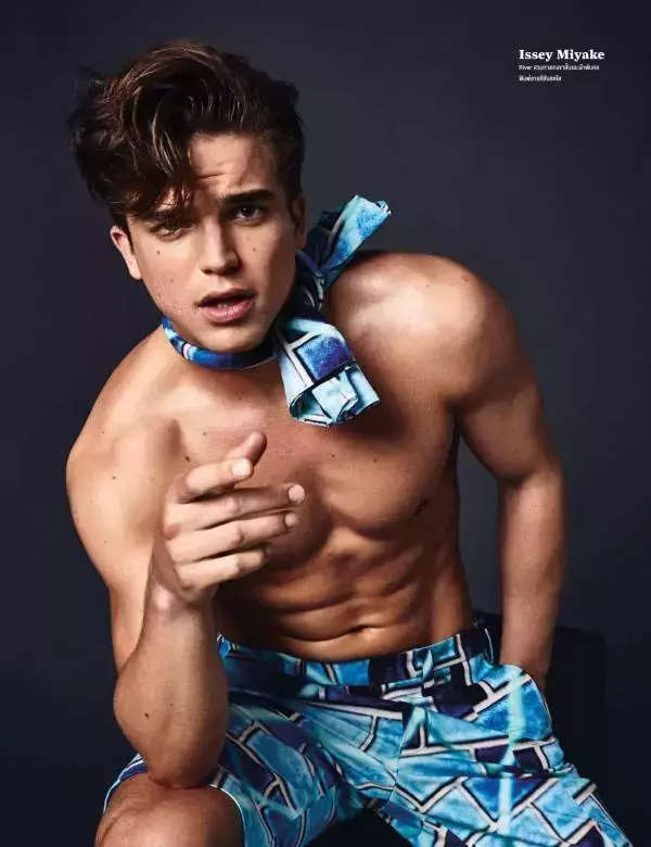 Attitude April 2016