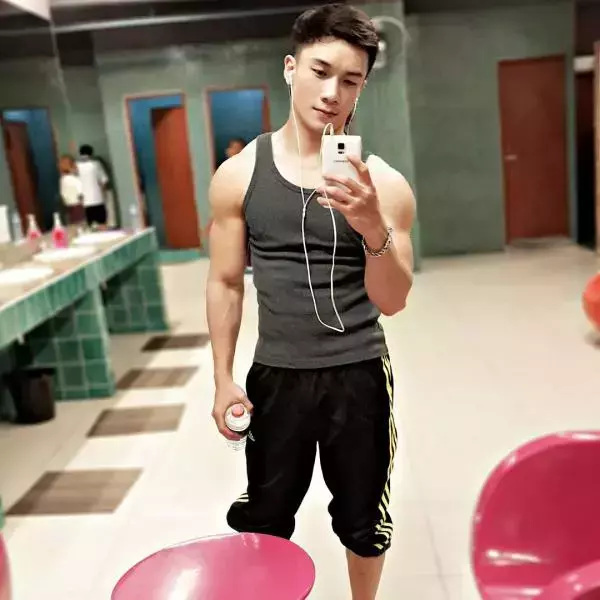 Hunger Homme | Ice Ratawit