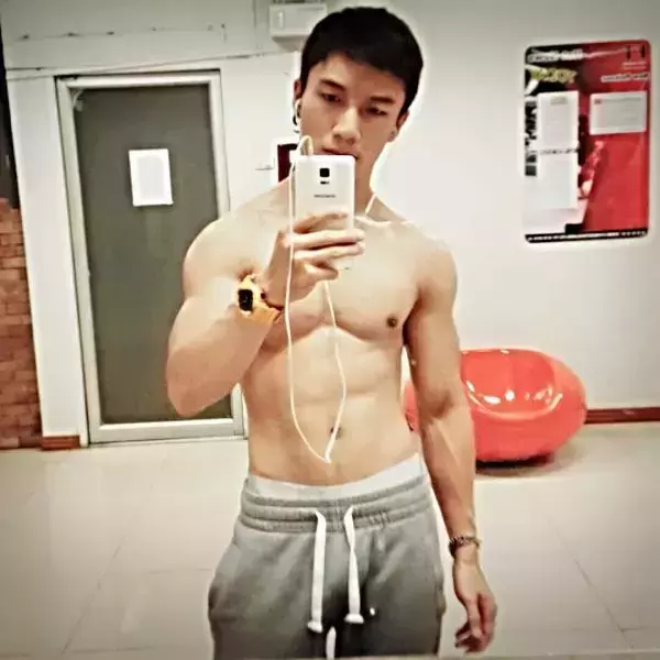 Hunger Homme | Ice Ratawit