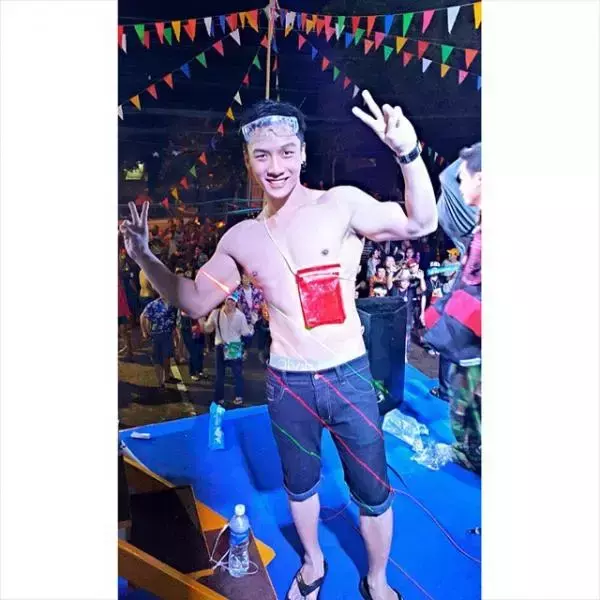 Hunger Homme | Ice Ratawit