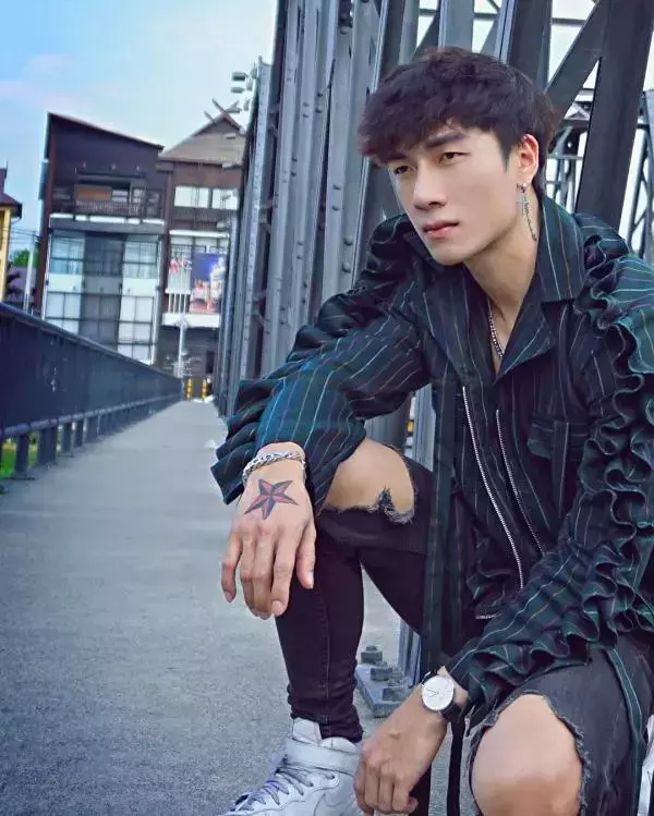 Hunger Homme | Ice Ratawit