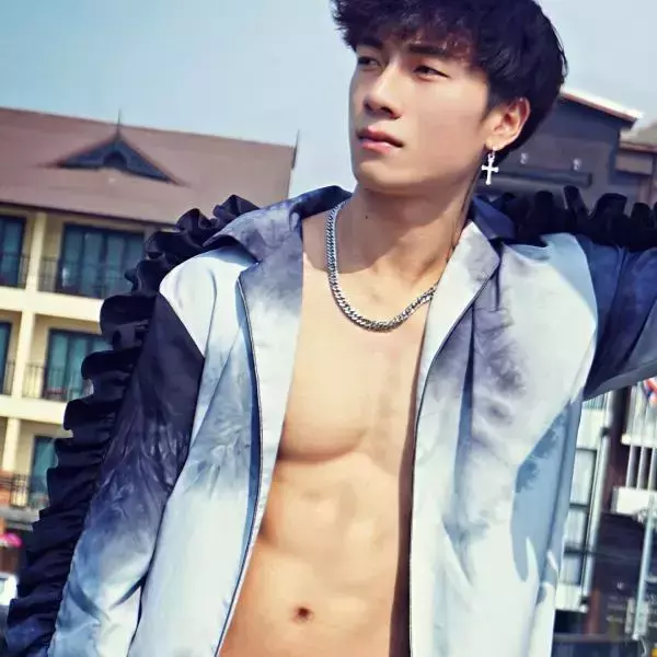 Hunger Homme | Ice Ratawit