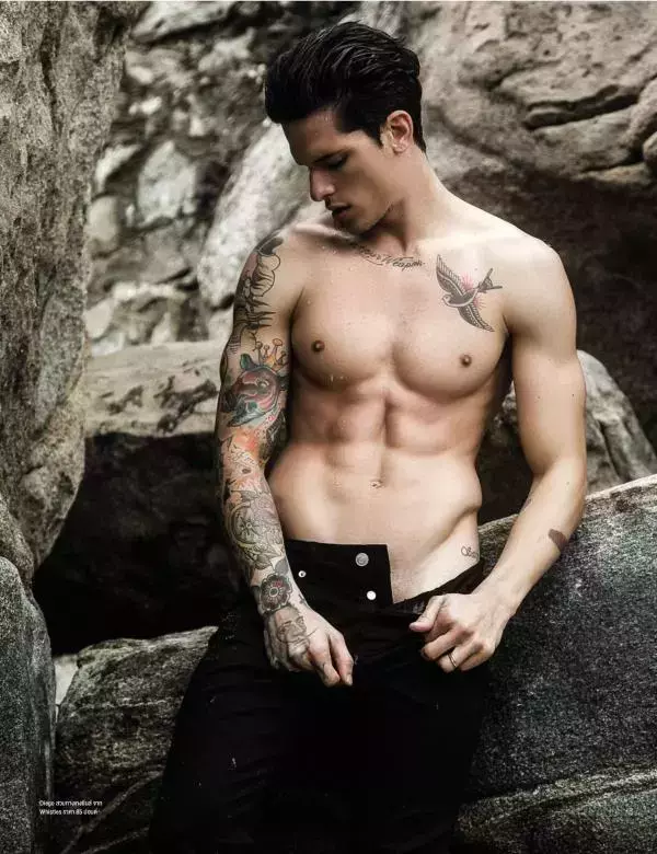 Attitude November 2015