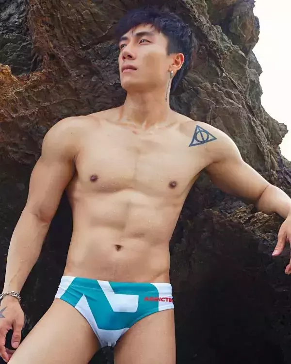 Hunger Homme | Ice Ratawit
