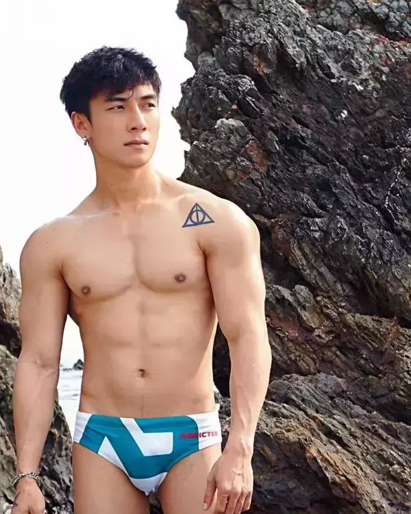Hunger Homme | Ice Ratawit