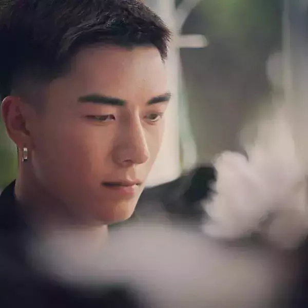 Hunger Homme | Ice Ratawit