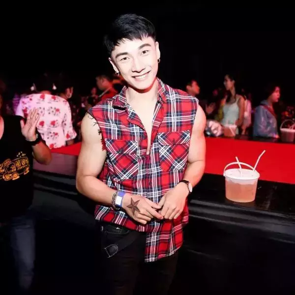 Hunger Homme | Ice Ratawit