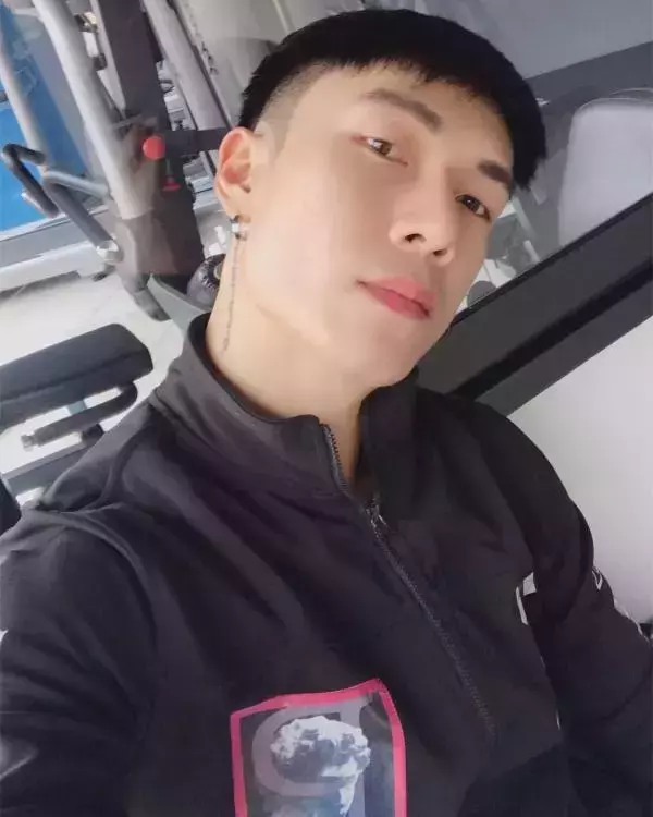 Hunger Homme | Ice Ratawit