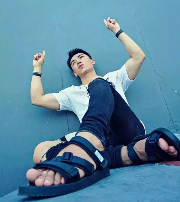 Hunger Homme | Ice Ratawit