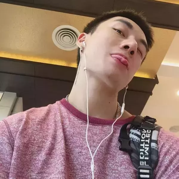 Hunger Homme | Ice Ratawit