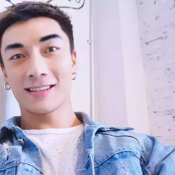 Hunger Homme | Ice Ratawit