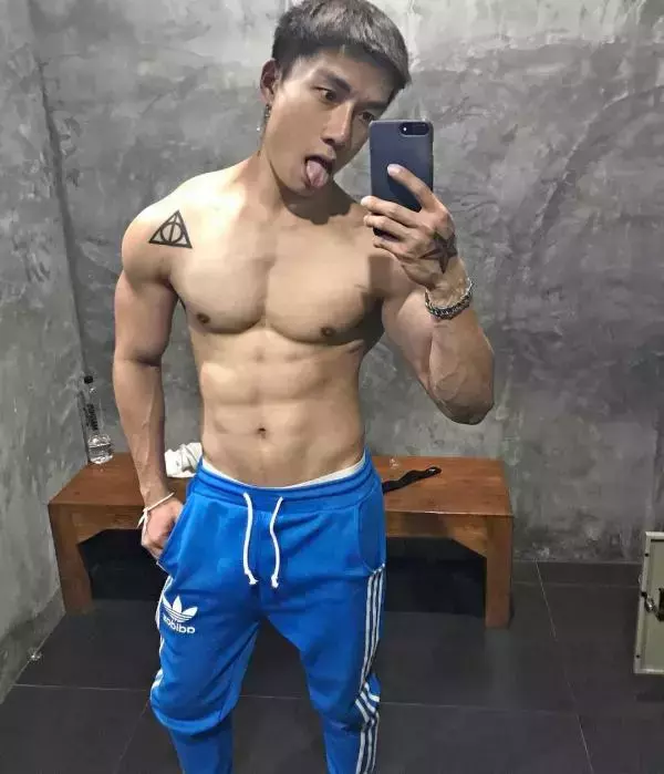 Hunger Homme | Ice Ratawit