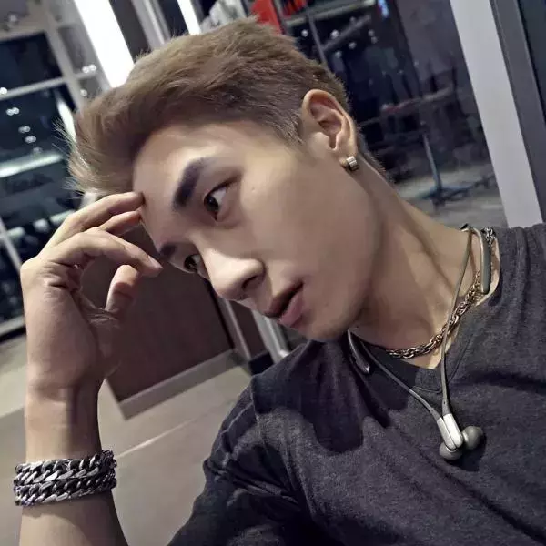 Hunger Homme | Ice Ratawit