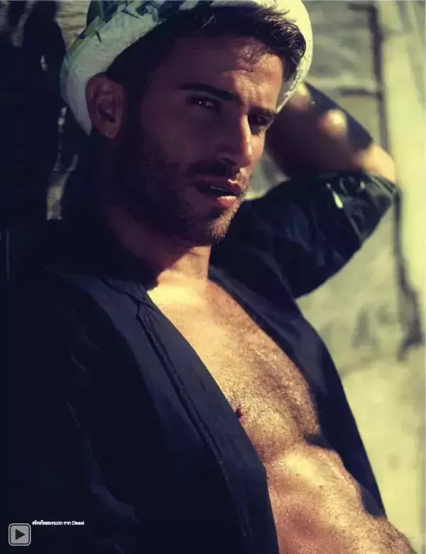 Attitude January 2014