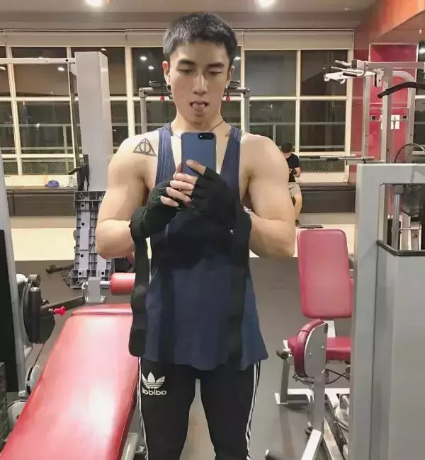Hunger Homme | Ice Ratawit