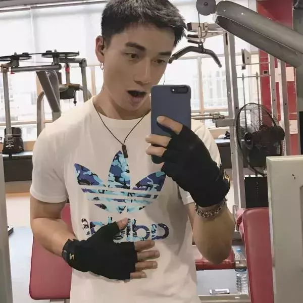 Hunger Homme | Ice Ratawit