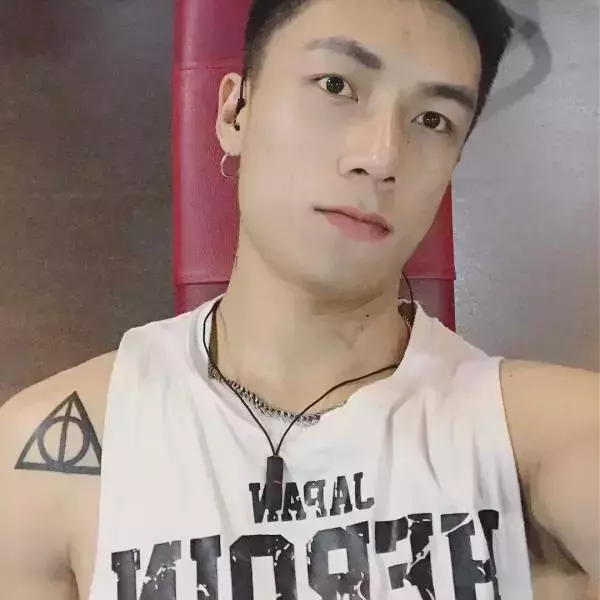 Hunger Homme | Ice Ratawit
