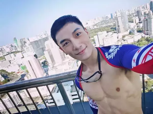 Hunger Homme | Ice Ratawit