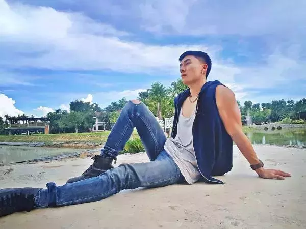 Hunger Homme | Ice Ratawit
