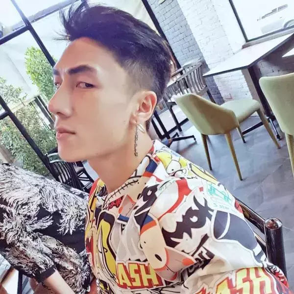 Hunger Homme | Ice Ratawit