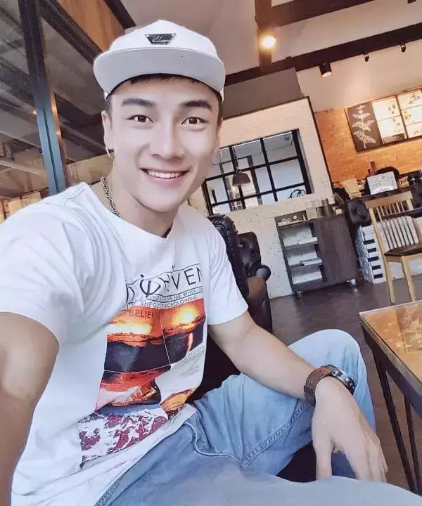 Hunger Homme | Ice Ratawit