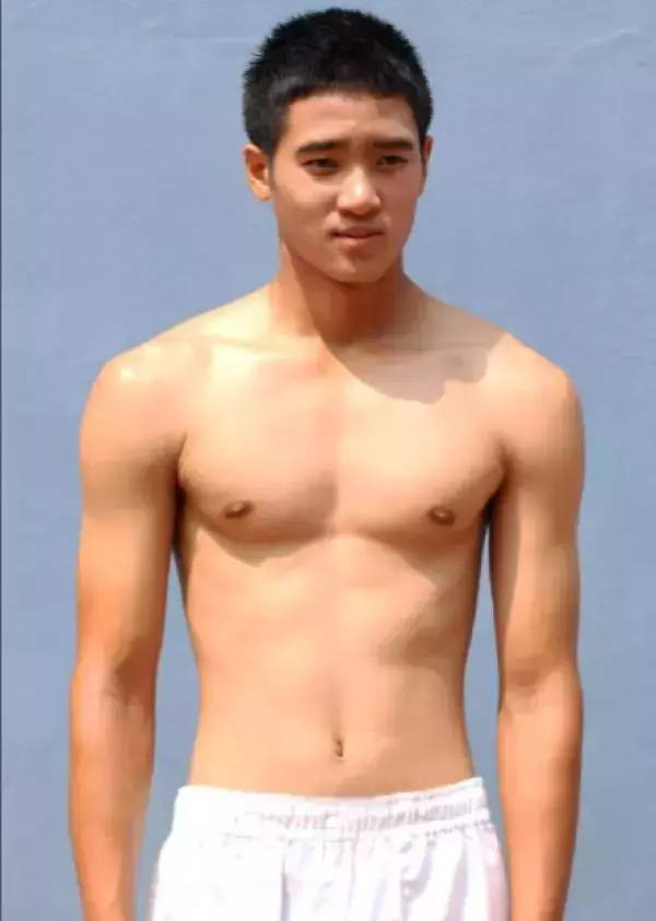 Alexis Men 2