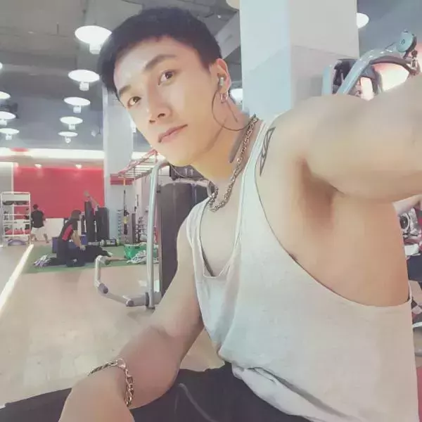 Hunger Homme | Ice Ratawit