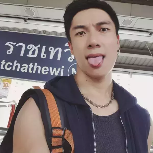 Hunger Homme | Ice Ratawit