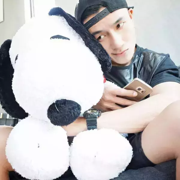 Hunger Homme | Ice Ratawit